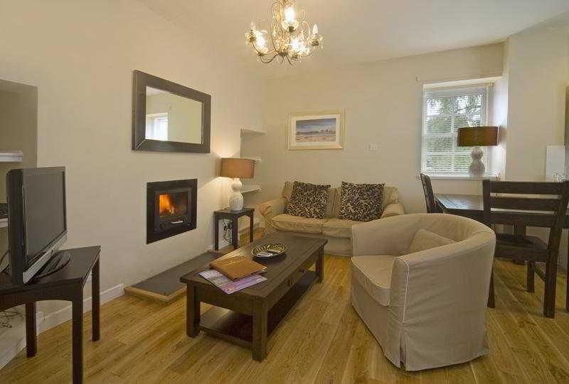 Barcaldine House & Self-Catering Cottages Оубън Екстериор снимка