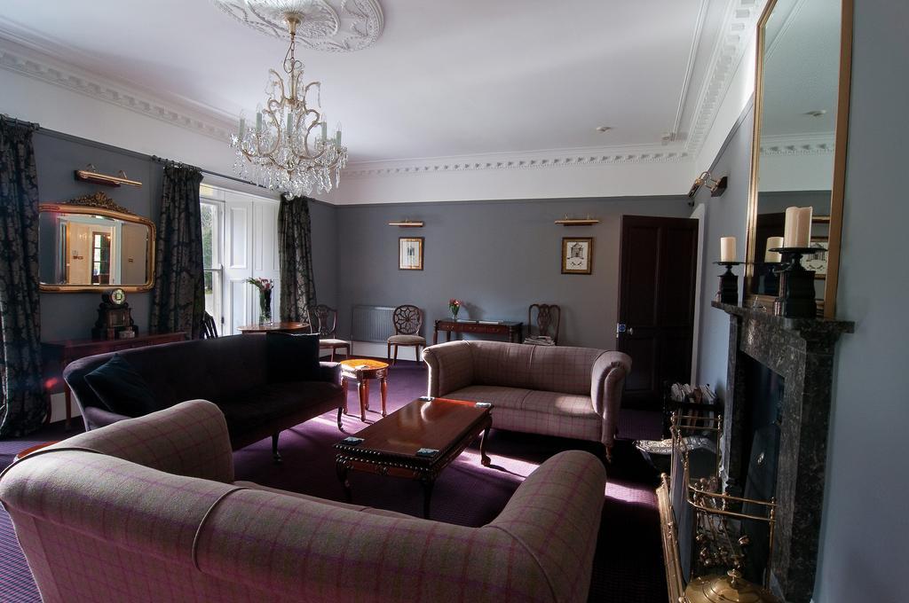 Barcaldine House & Self-Catering Cottages Оубън Стая снимка